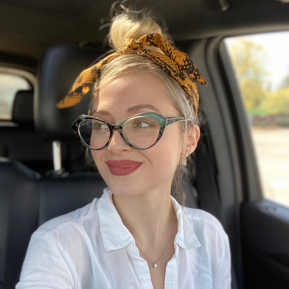 Meet your Posher, Cierra - Picture 3 of 6